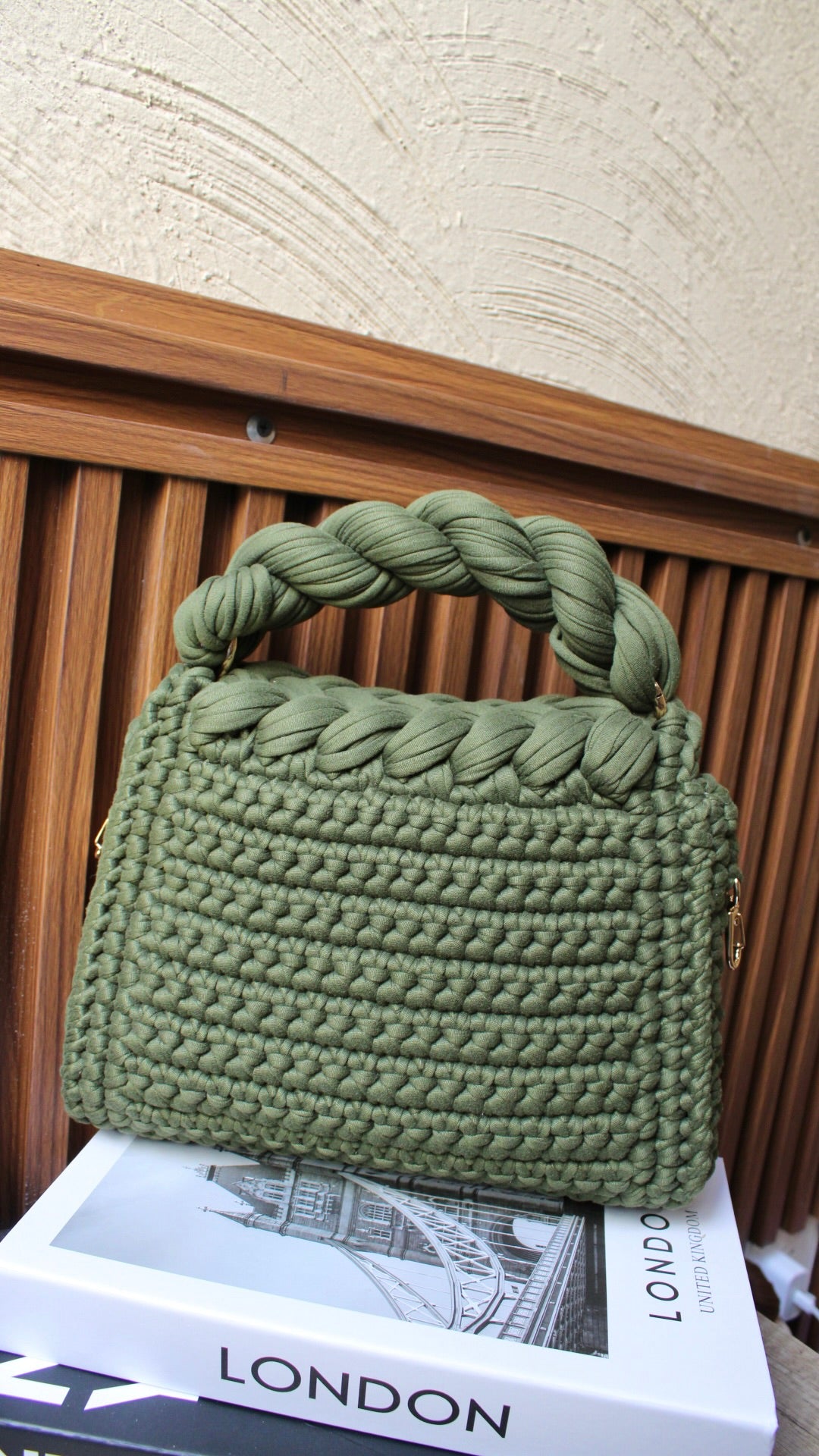 MODELO COPITO COLOR VERDE OLIVO